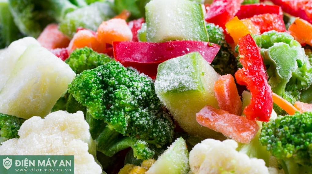 Lò vi sóng Panasonic NN-ST22QBYUE